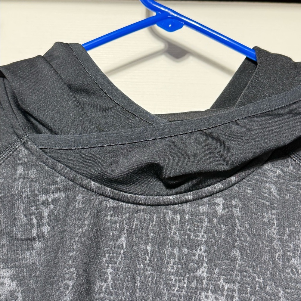 adidas Black Textured Performance Hoodie – Size S – Long Sleeve – Activewear - Picture 3 of 8